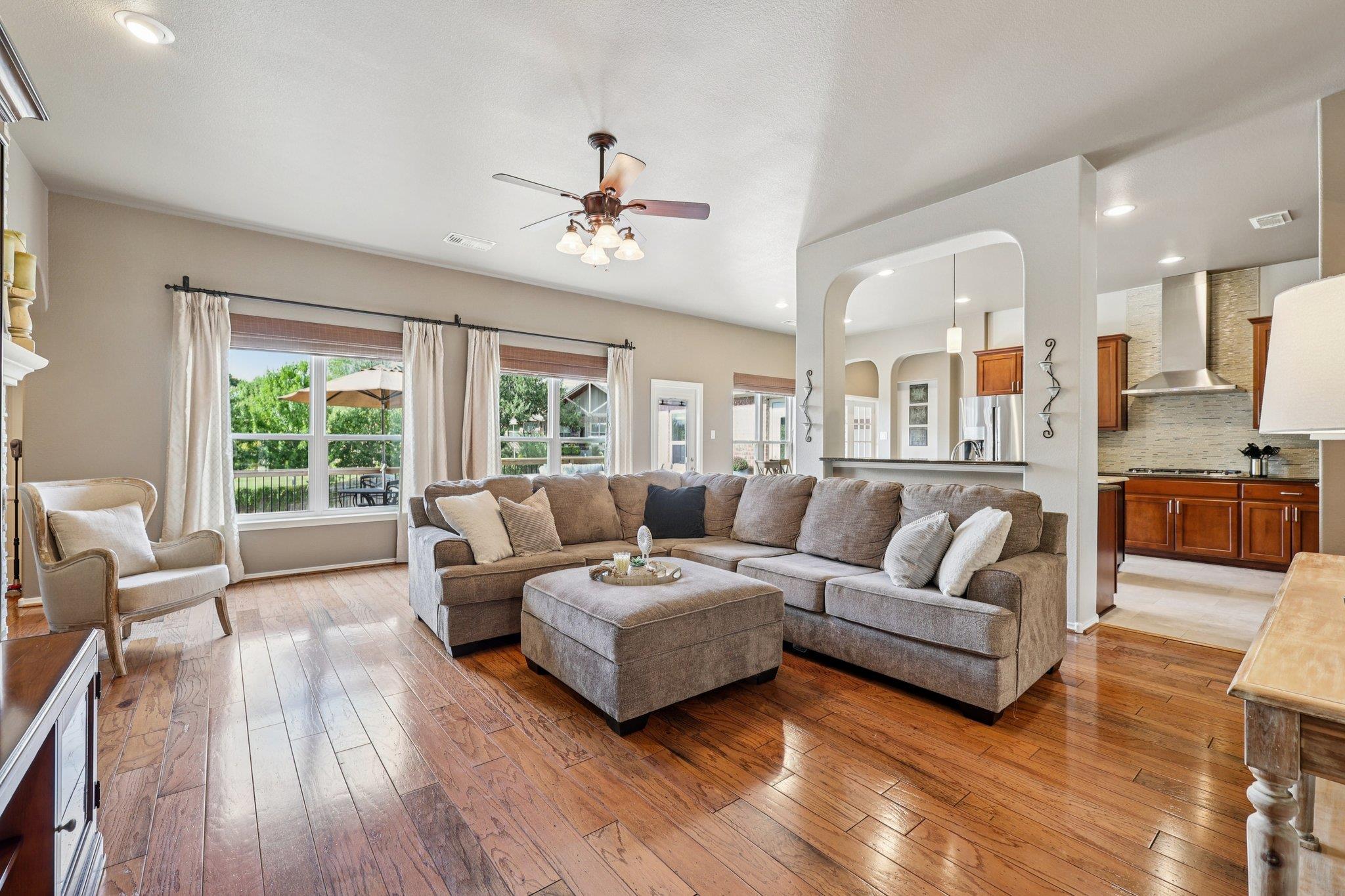 213 Water Oak DR