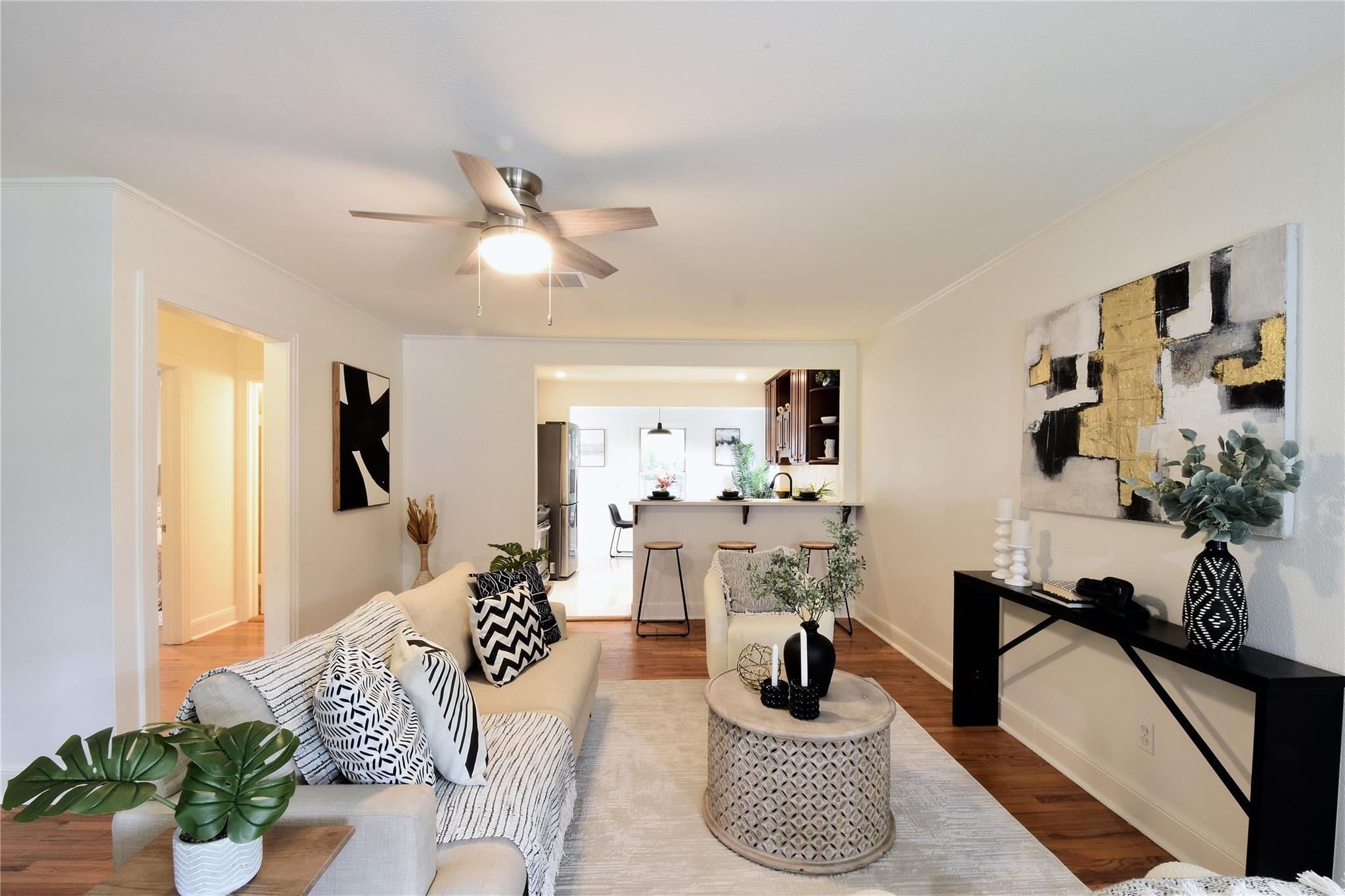 1505 Karen Ave