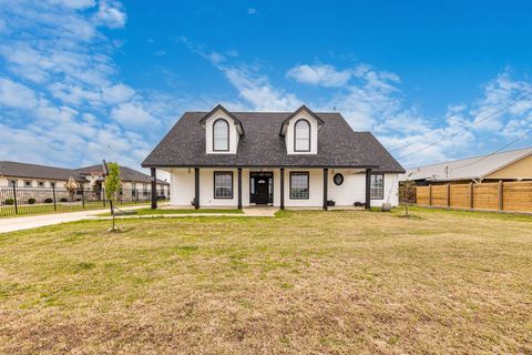 Photo of 22308 Trailriders CV, Manor, TX 78653 (MLS # 4584312)