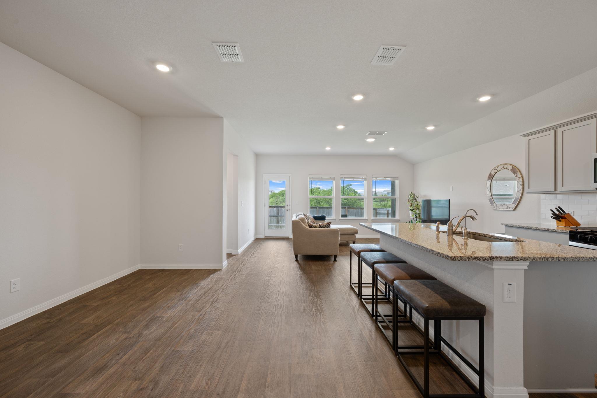 13908 Mamie Eisenhower RD