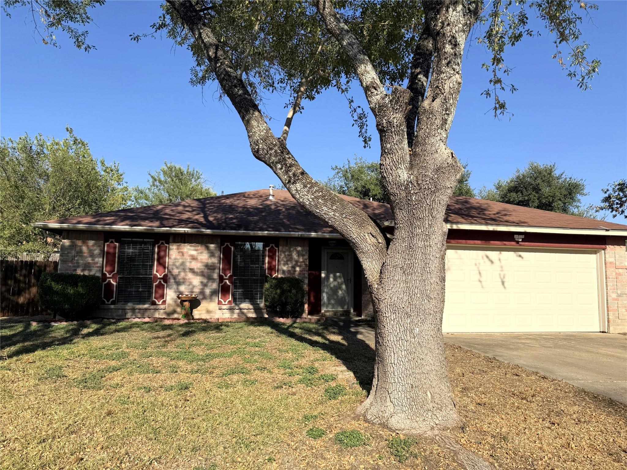 1412 Quail Run RD