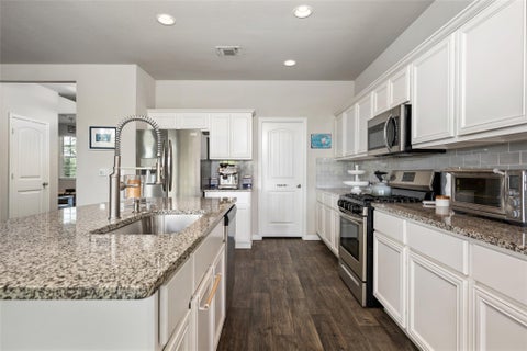 Tiny photo for 13901 Macquarie DR, Pflugerville, TX 78660 (MLS # 6590160)