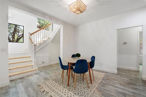 Tiny photo for 720 ROLLING GREEN DR, Lakeway, TX 78734 (MLS # 4462012)