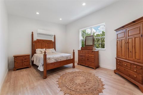 Tiny photo for 720 ROLLING GREEN DR, Lakeway, TX 78734 (MLS # 4462012)