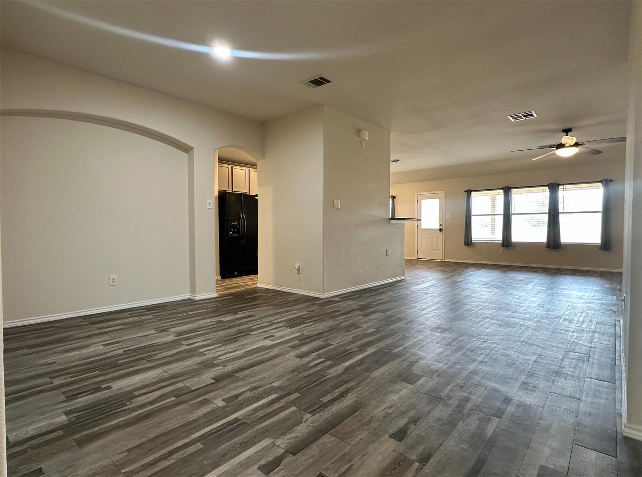 417 Bandara Woods BLVD