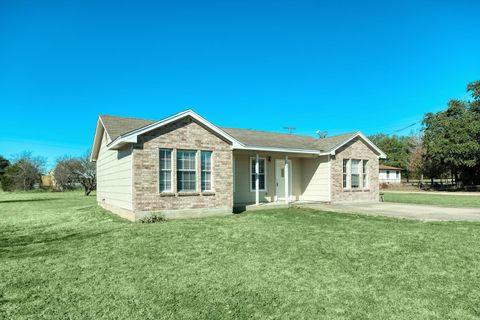 Photo of 750 Fallen Oak DR, Bertram, TX 78605 (MLS # 7735865)