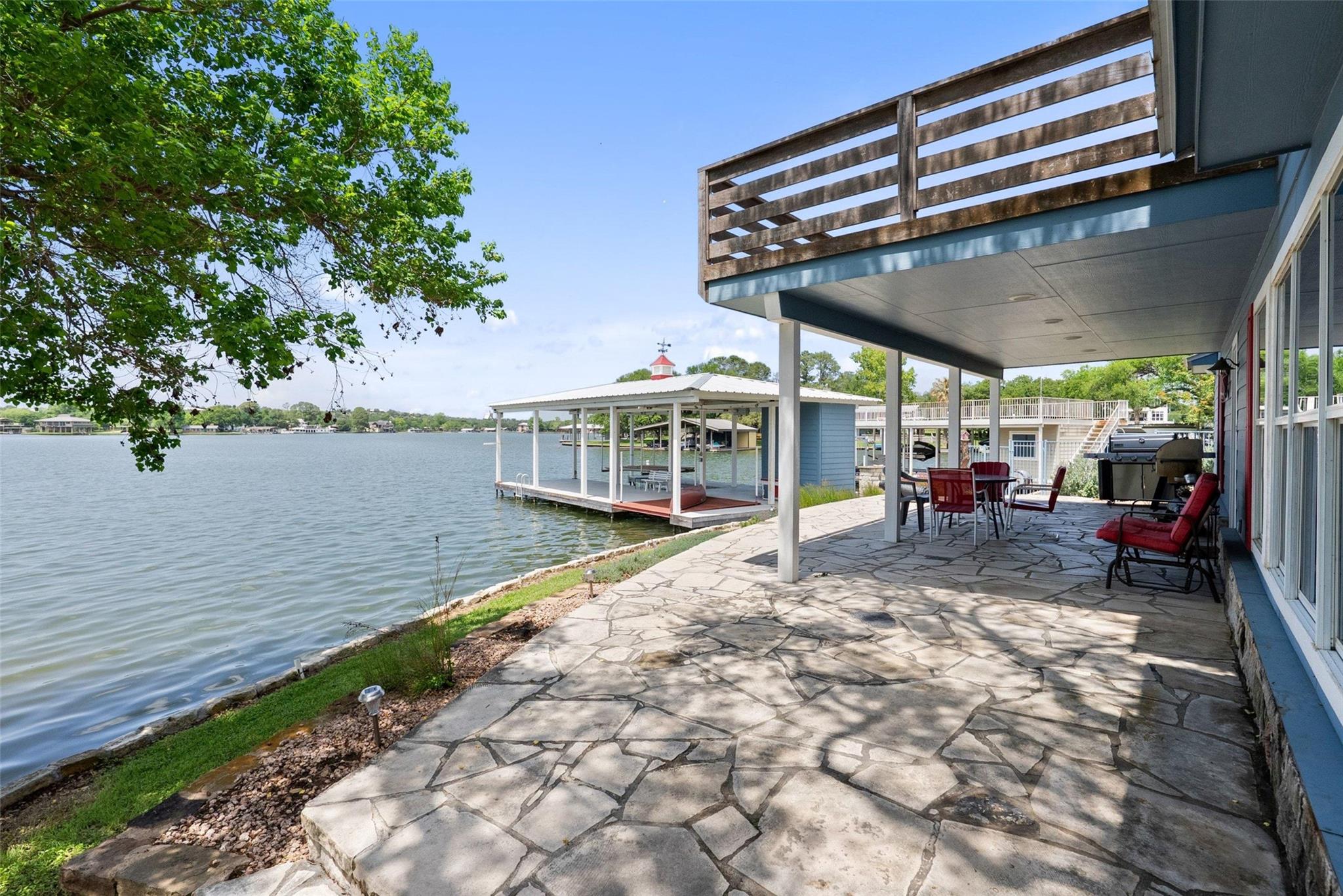 324 Granite Shoals LN