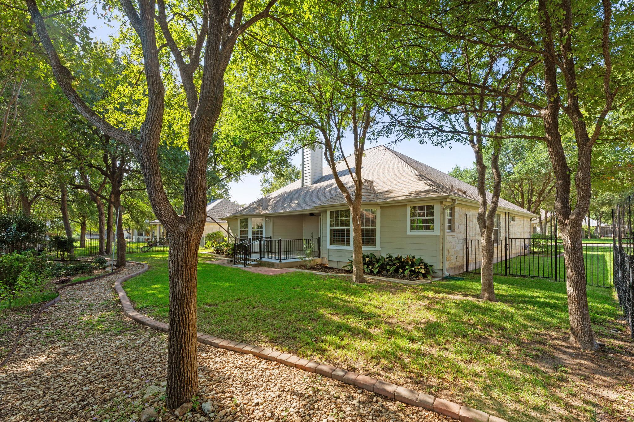 3005 Parker DR