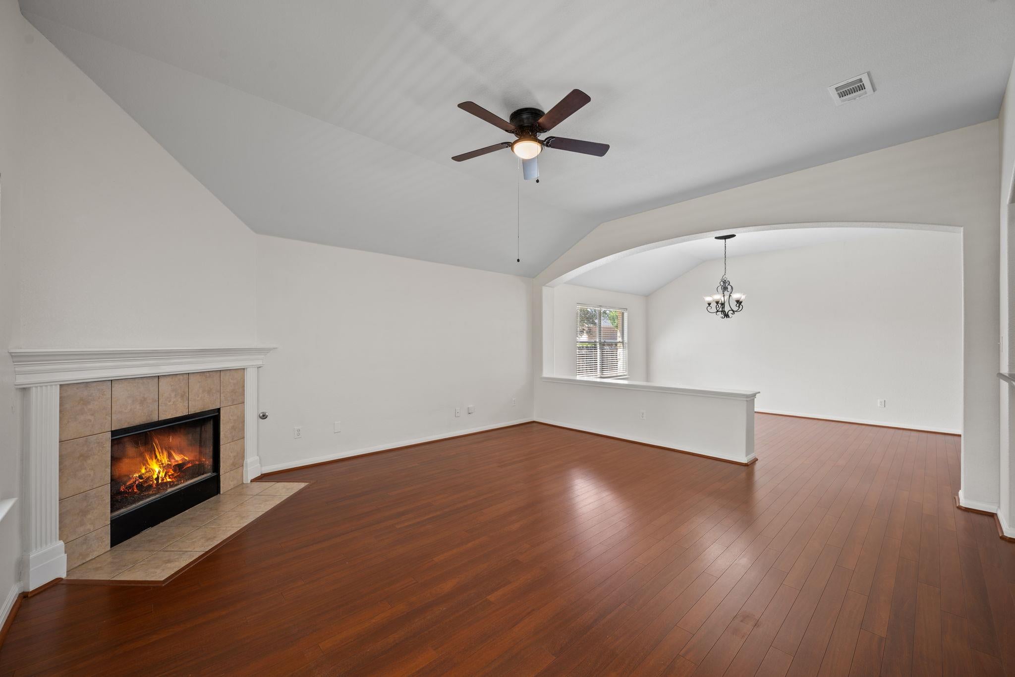 882 Shadow Creek BLVD