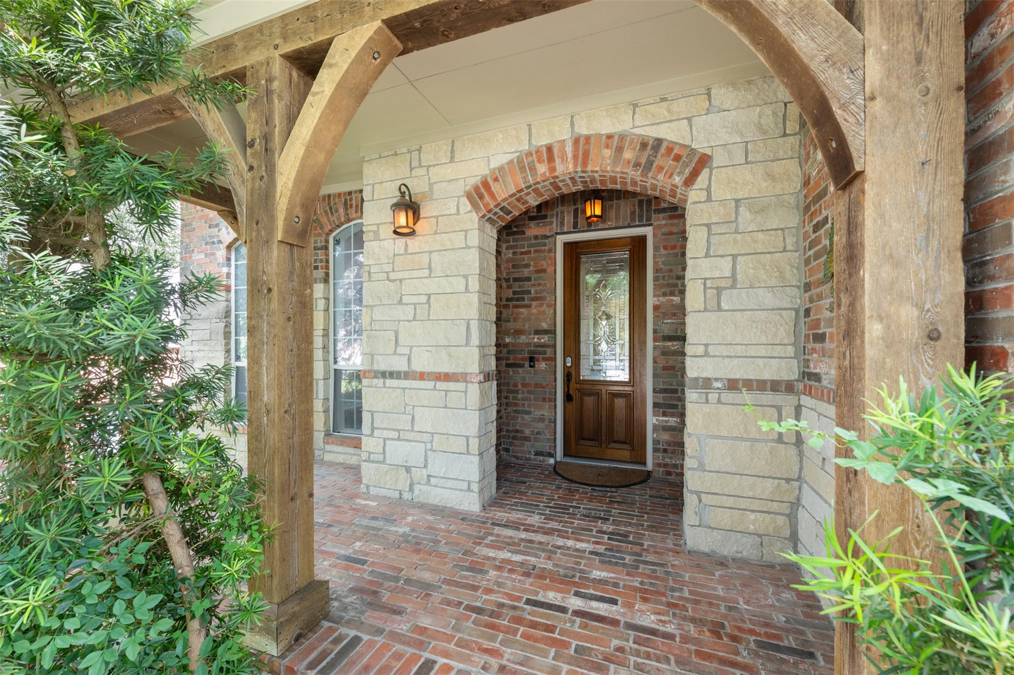 2238 Fernspring DR