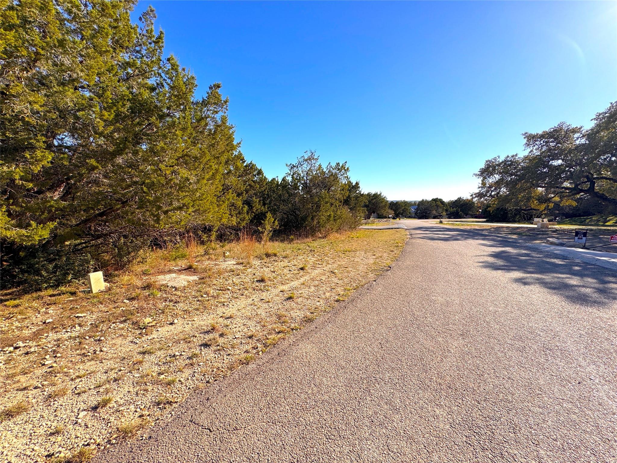 1100 Diamondhead DR