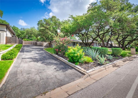 Tiny photo for 4901 Timberline DR, Austin, TX 78746 (MLS # 4440014)
