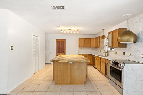 Tiny photo for 2412 Jones RD, Austin, TX 78745 (MLS # 1986347)