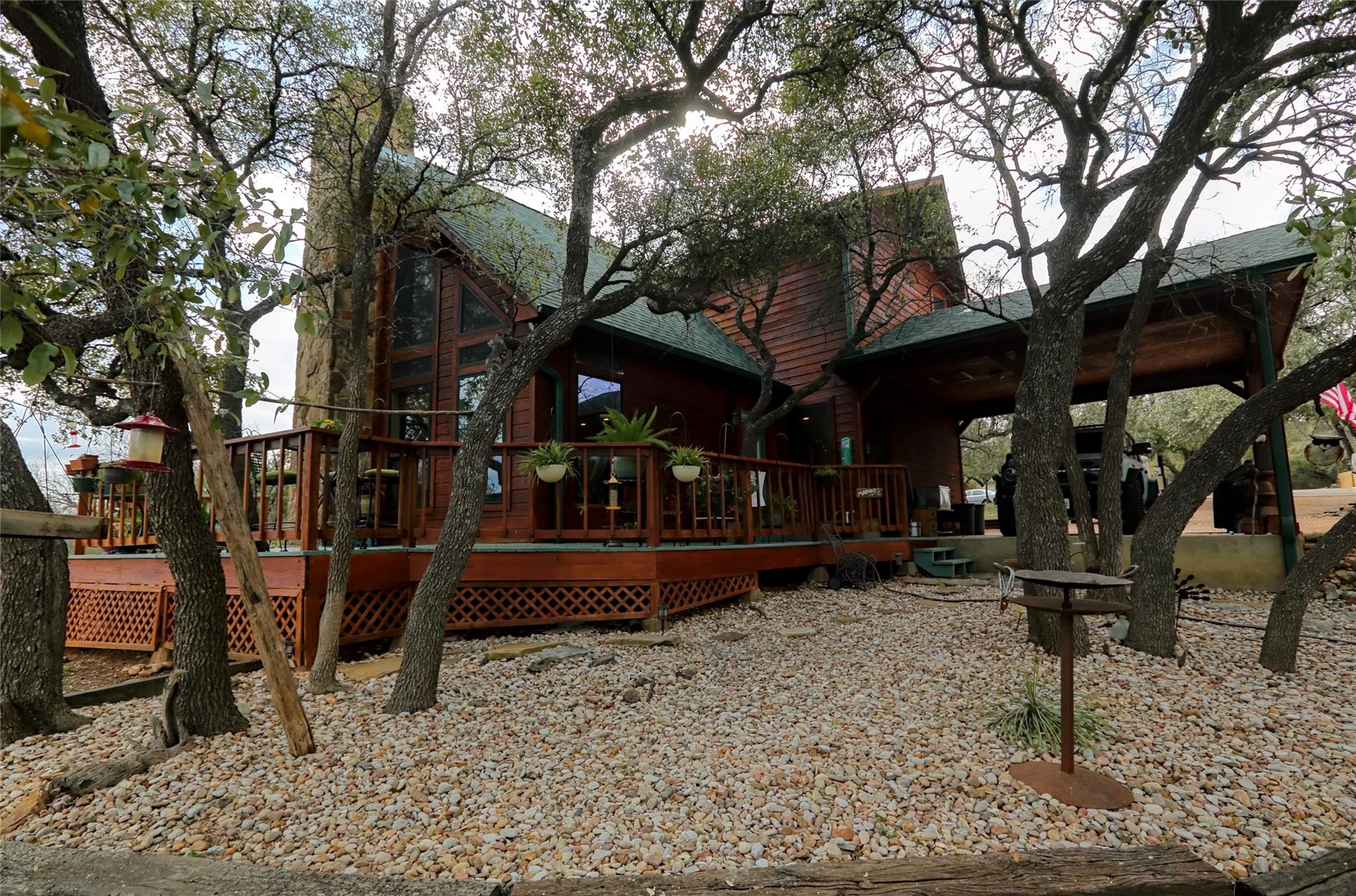 601 Echo DR