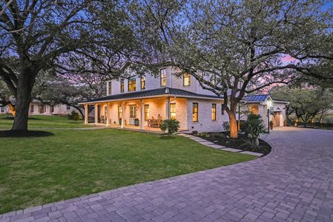 7607 Creekbluff DR Austin TX 78750