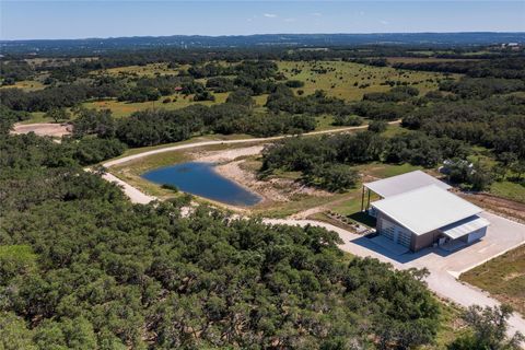 370 Gray Wolf Blanco TX 78606