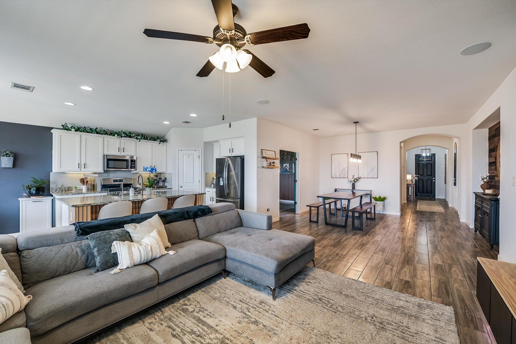 6828 Brindisi PL