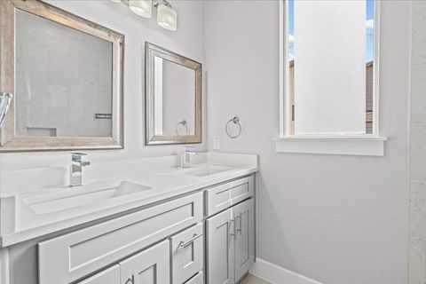 Tiny photo for 706 SHORT KEMP ST #2, Austin, TX 78741 (MLS # 6955665)