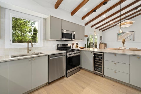 Tiny photo for 2503 East Side DR, Austin, TX 78704 (MLS # 5796049)