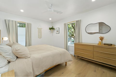 Tiny photo for 2503 East Side DR, Austin, TX 78704 (MLS # 5796049)