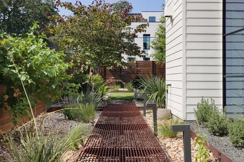 Tiny photo for 1911 E 10th ST, Austin, TX 78702 (MLS # 2246158)
