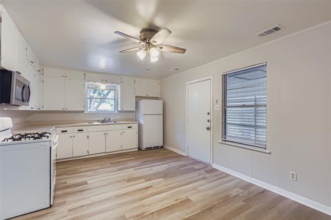 Tiny photo for 4805 Hilldale DR, Austin, TX 78723 (MLS # 6538781)