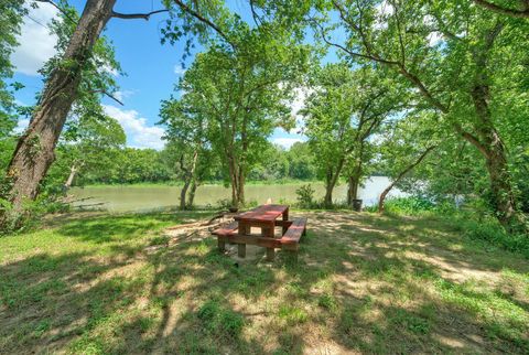 Tiny photo for 906 & 828 Water ST, Webberville, TX 78653 (MLS # 7071482)