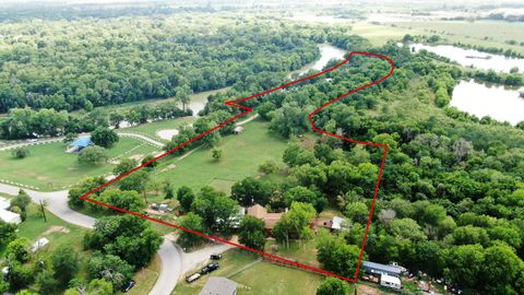 Tiny photo for 906 & 828 Water ST, Webberville, TX 78653 (MLS # 7071482)