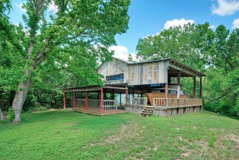 Tiny photo for 906 & 828 Water ST, Webberville, TX 78653 (MLS # 7071482)