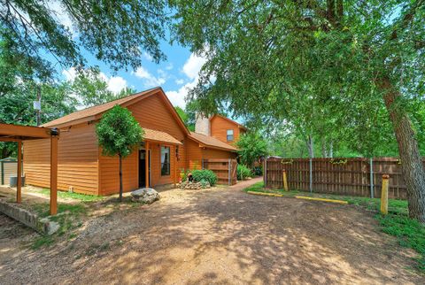 Tiny photo for 906 & 828 Water ST, Webberville, TX 78653 (MLS # 7071482)