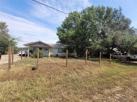 Photo of 134 Whispering Pines DR, Bastrop, TX 78602 (MLS # 3972553)