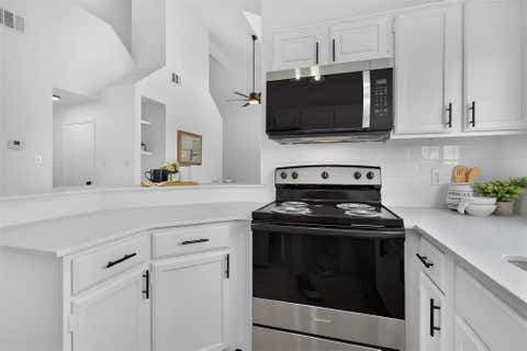 Tiny photo for 923 E 41st ST #210, Austin, TX 78751 (MLS # 7306332)