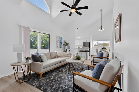 Photo of 923 E 41st ST #210, Austin, TX 78751 (MLS # 7306332)