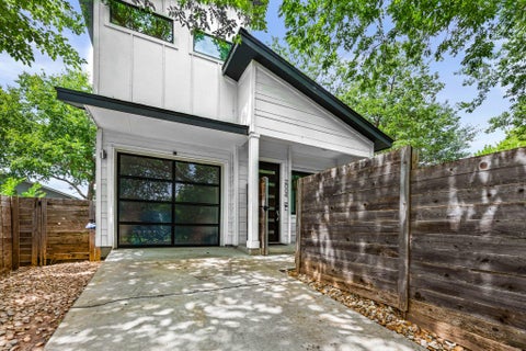 Photo of 2004 E 10th ST #2, Austin, TX 78702 (MLS # 4287516)