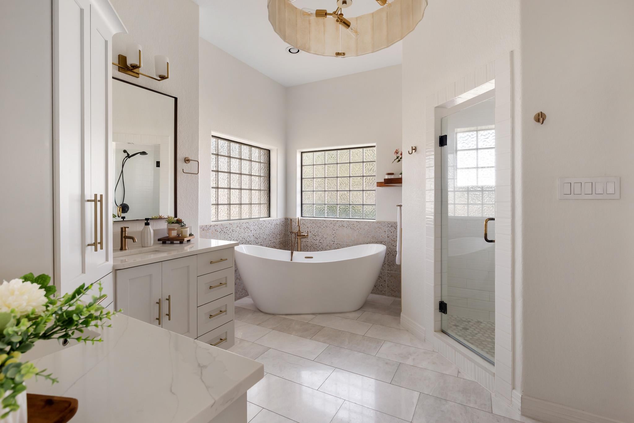 100 Dovetail LN photo 15