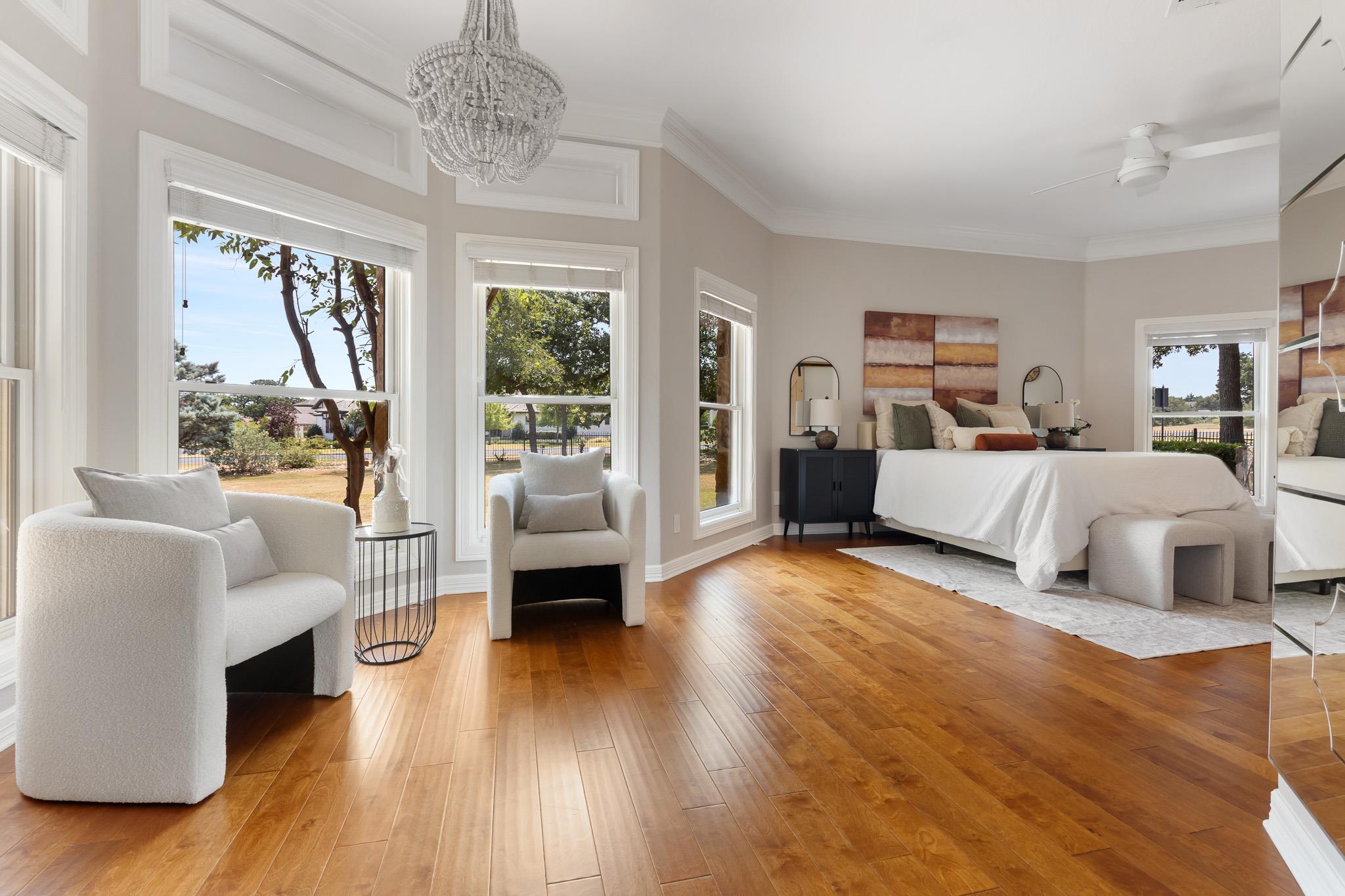 100 Dovetail LN photo 13