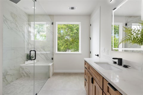 Tiny photo for 4324 Airport BLVD #B, Austin, TX 78722 (MLS # 2619777)