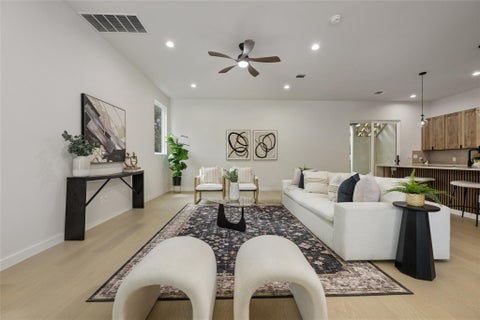 Tiny photo for 4324 Airport BLVD #B, Austin, TX 78722 (MLS # 2619777)