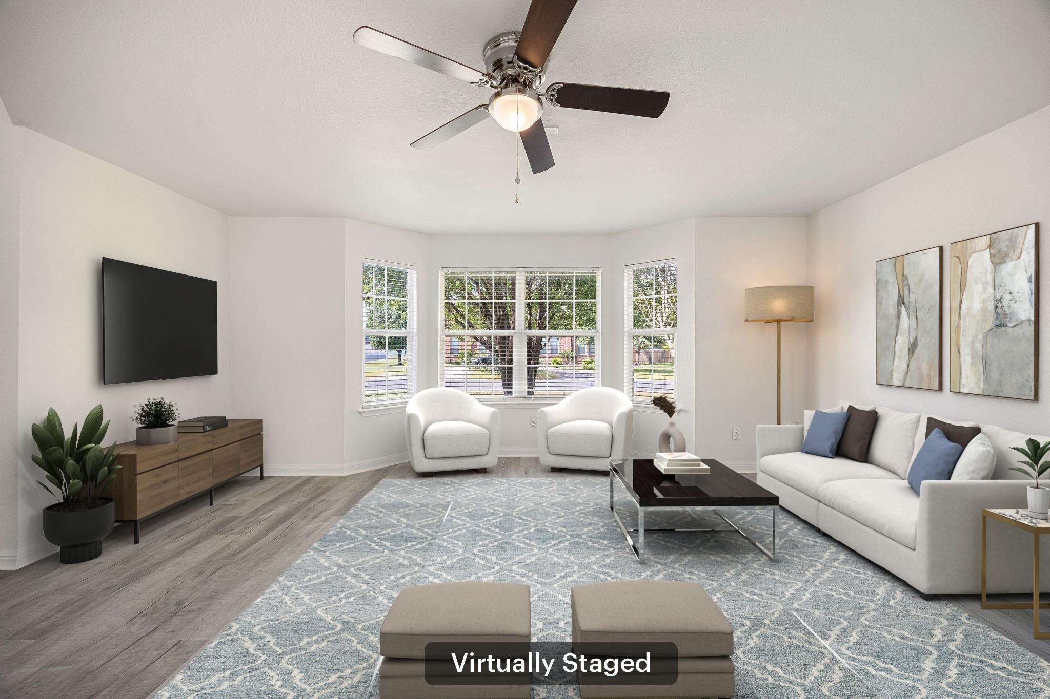 113 Silver Lace LN