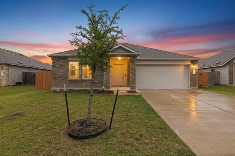 Photo of 108 Pumpkin DR, Hutto, TX 78634 (MLS # 1067345)