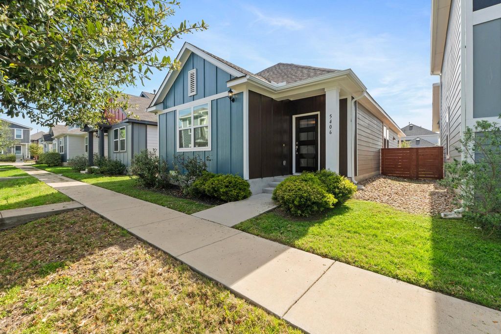 Photo of 5406 Mulberry Grove LN, Austin, TX 78723 (MLS # 8871548)