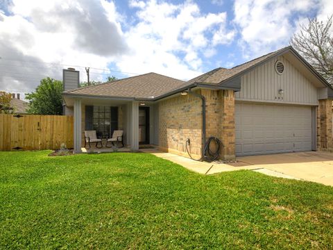 Photo of 603 Saunders DR, Round Rock, TX 78664 (MLS # 4816317)