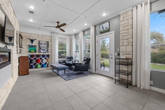 205 El Rio DR