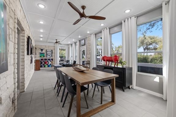205 El Rio DR