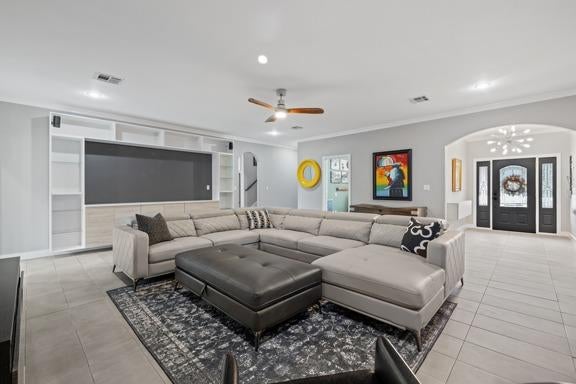 205 El Rio DR