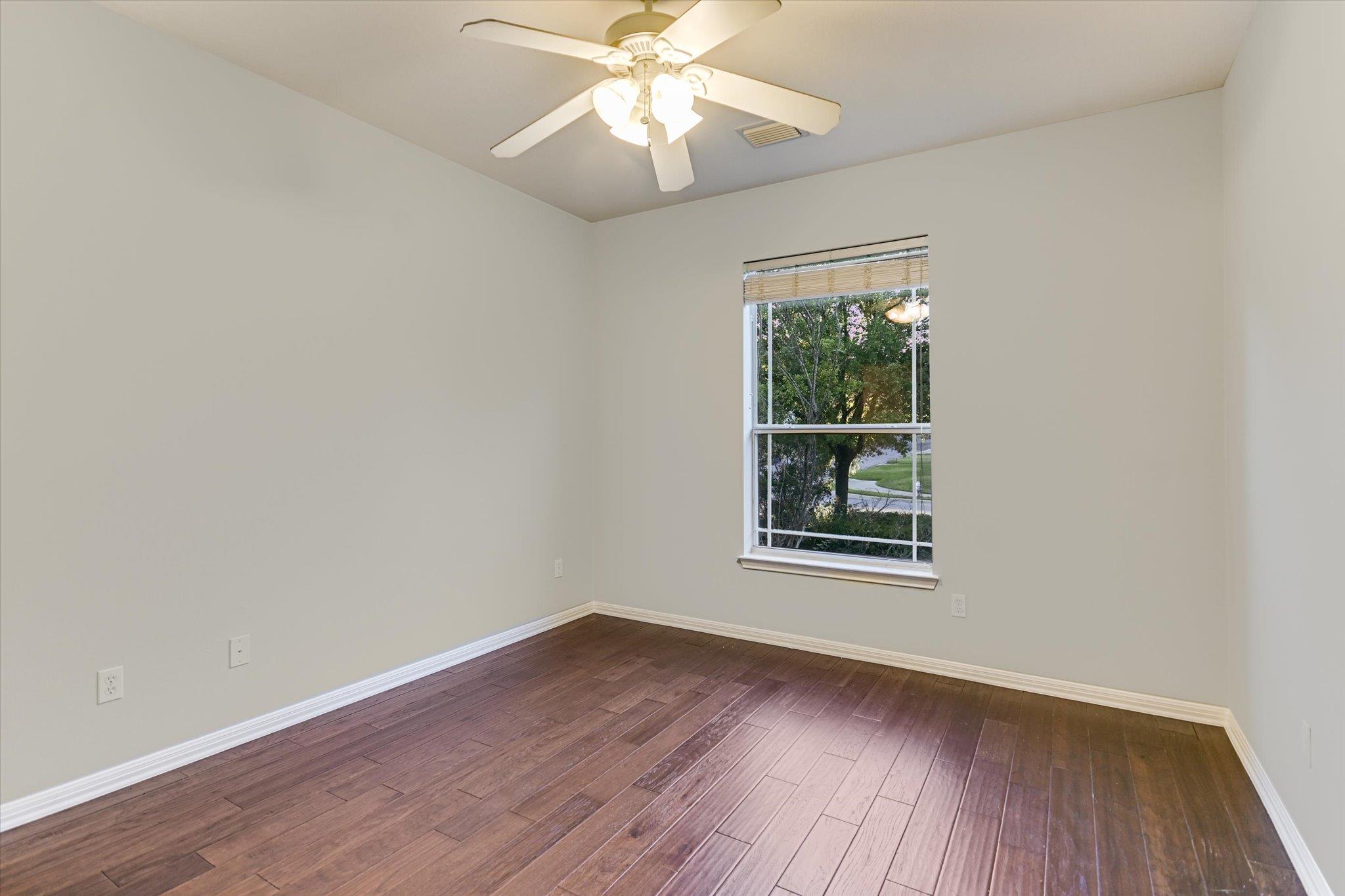 Austin, Texas 78739, United States, 5 Bedrooms Bedrooms, ,3 BathroomsBathrooms,Residential,Active,245135