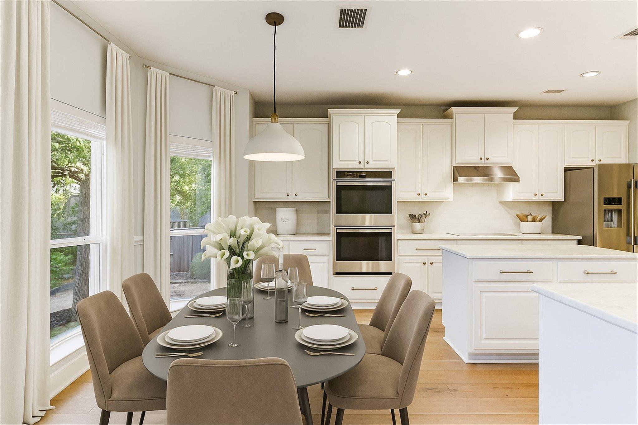 Austin, Texas 78739, United States, 5 Bedrooms Bedrooms, ,3 BathroomsBathrooms,Residential,Active,245135