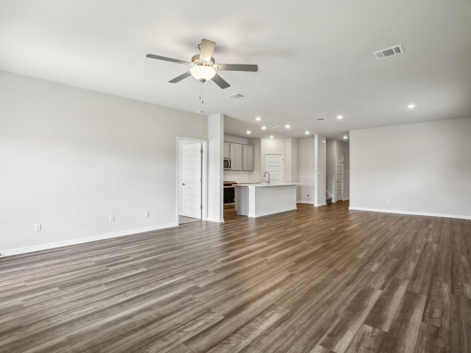 120 Woodbrook DR