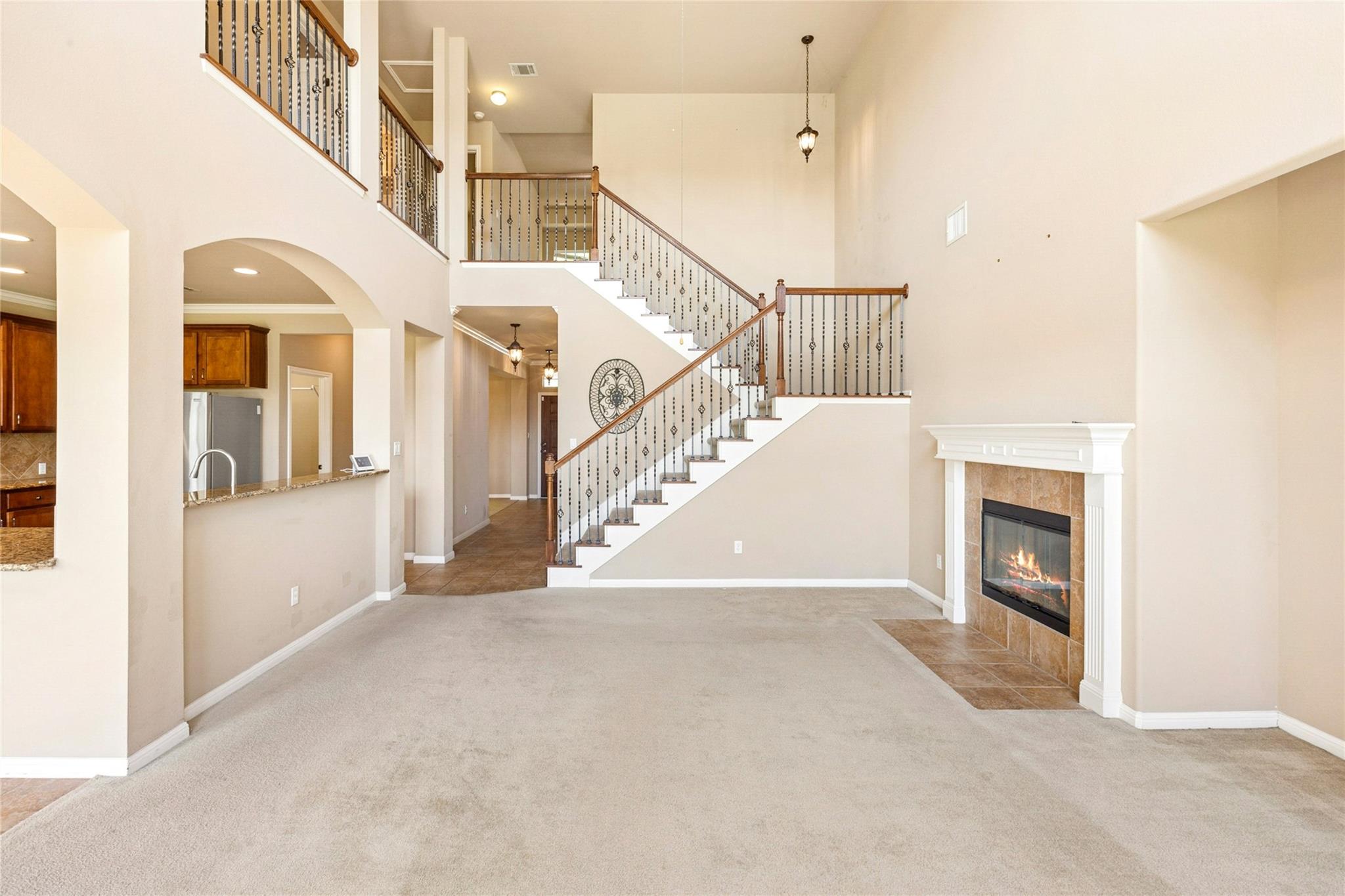 1901 Windberry PATH