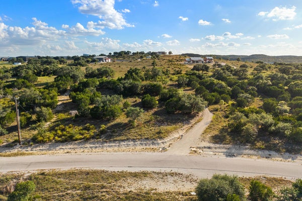 1051 LIPAN APACHE RUN, BLANCO, TX 78606 - Image 6aa6fbf2b56cf4b7ea74977435ce8ac9/1929194572